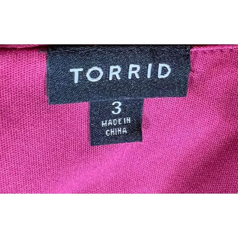 Torrid Cherry Red Star Midi | Whimsical Celestial | Spring Fashion Week Trend - Picture 7 of 8